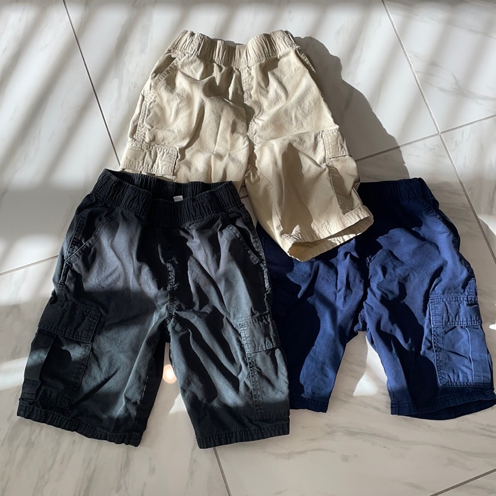 Boys bundle of cargo shorts all size 10. Navy blue charcoal gray and khaki